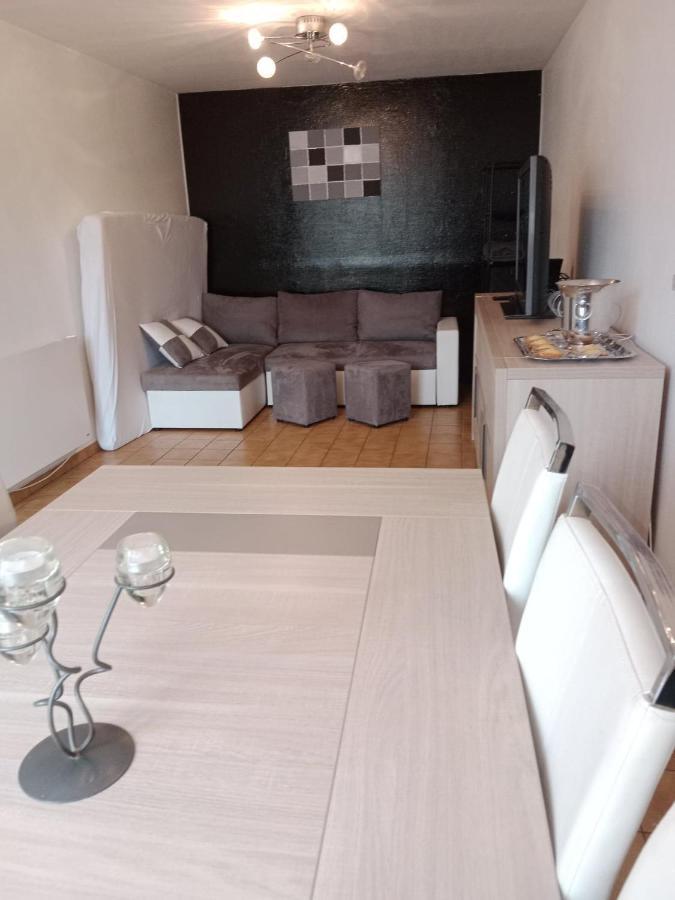 Vitre Centre Ville Bel Appartement A Decouvrir Buitenkant foto