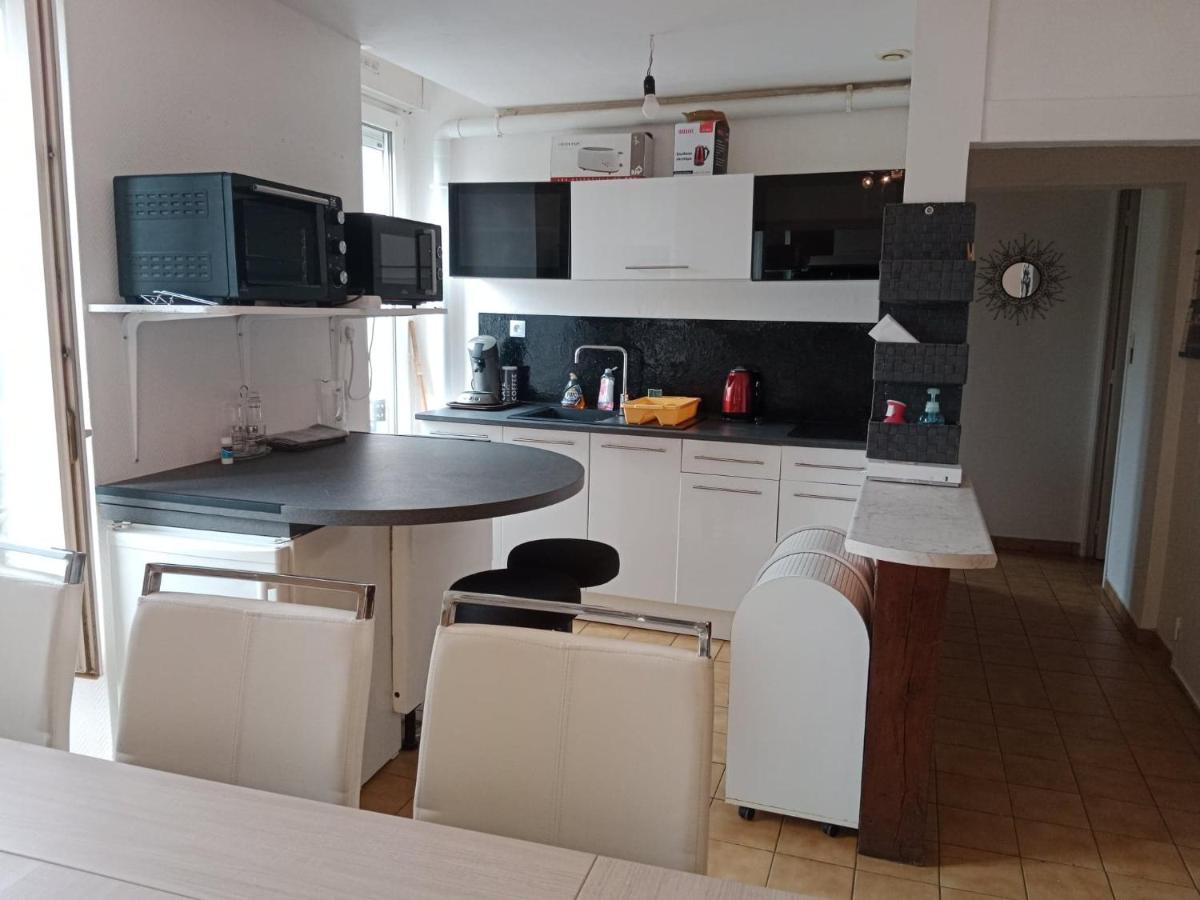 Vitre Centre Ville Bel Appartement A Decouvrir Buitenkant foto